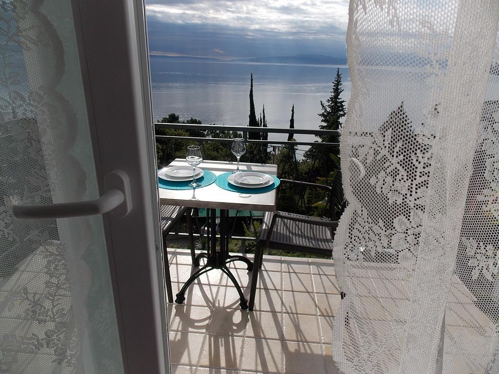 Apartment Ellalinda Opatija Exterior foto
